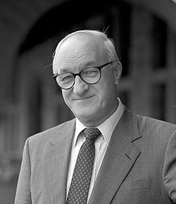 ALBERT BANDURA KİMDİR?